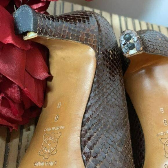 Bottega Veneta Vintage Brown Leather Kitten Heel Pumps Size  8 - Picture 6 of 6